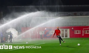 Irlandia vs Qatar: Insiden di Lapangan dan Tekanan Politik Menghadang Pertandingan Irlandia vs Qatar: Insiden di Lapangan dan Tekanan Politik Menghadang Pertandingan