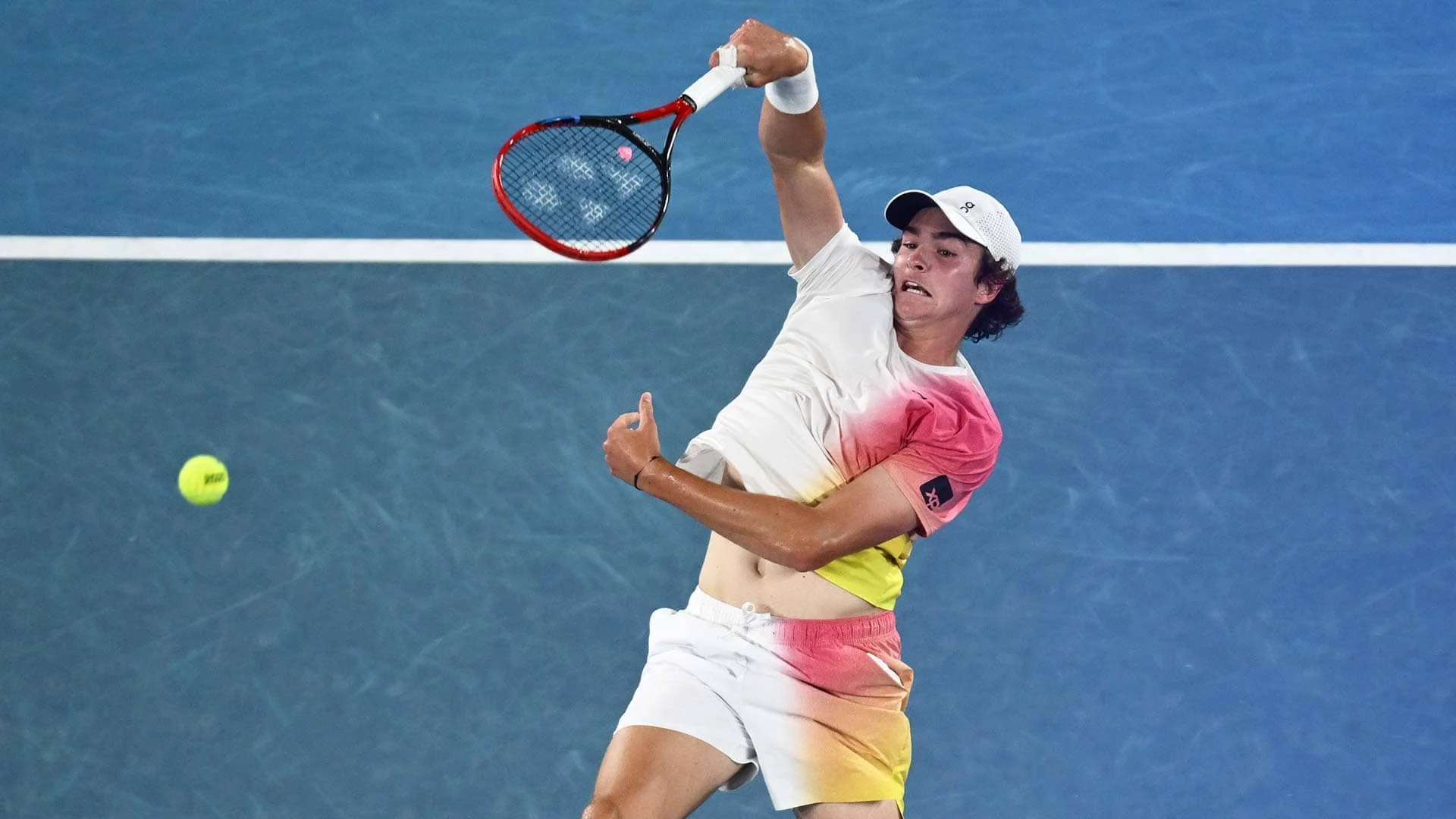 Joao Fonseca Mencuri Perhatian Dunia Tennis dengan Kemenangan Spektakuler atas Novak Djokovic