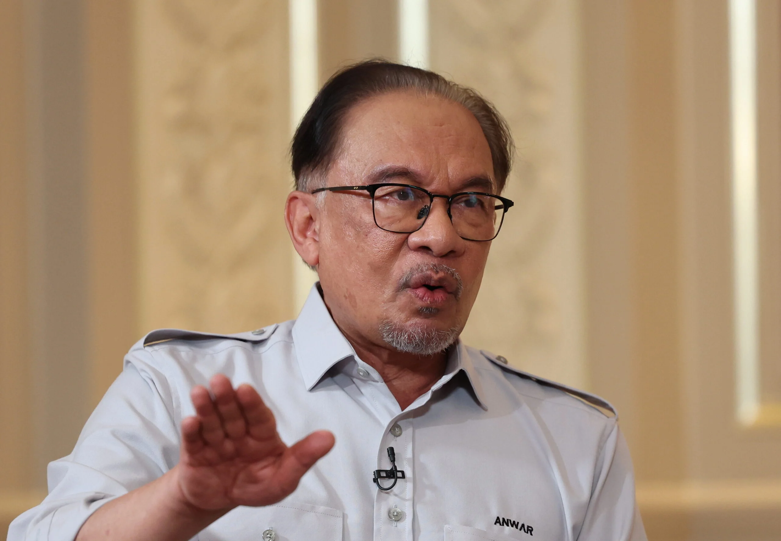 Kasus Rambut SMKN 2 Garut: Prof Cecep Soroti Tindakan Disiplin yang Melanggar Hak Asasi