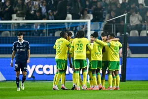 Kekacauan di Nantes: Pertandingan Terhenti Setelah Fans Menginvasi Lapangan