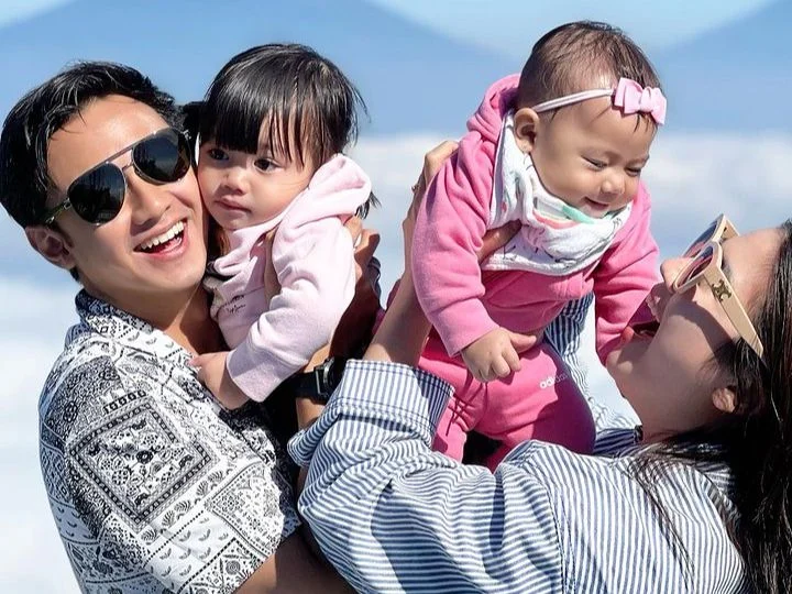 Momen Tak Terlupakan: 10 Potret Keluarga Felicya & Hito di Disney Cruise Singapore