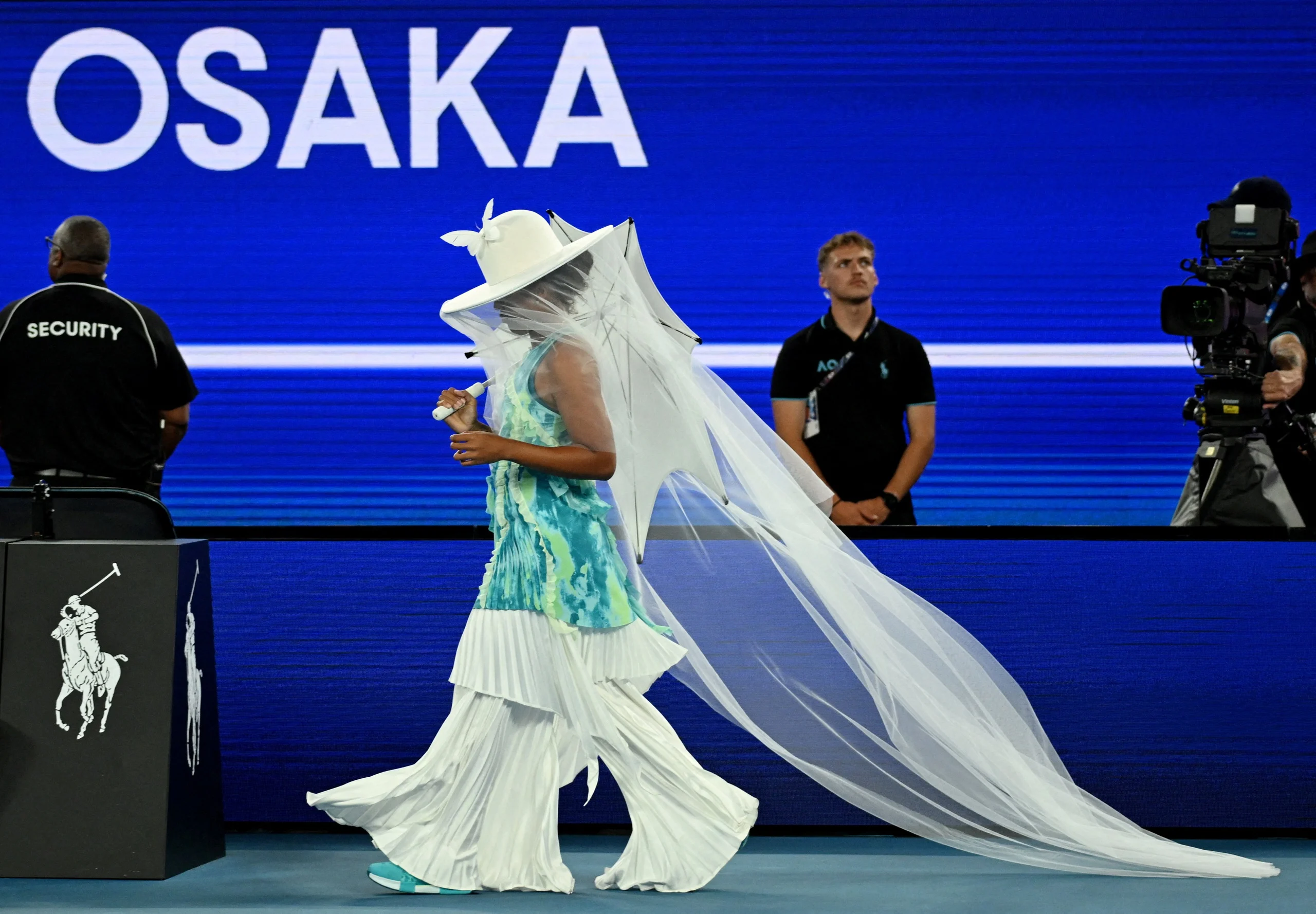 Naomi Osaka Memukau di French Open 2026 dengan Drama dan Gaya Couture