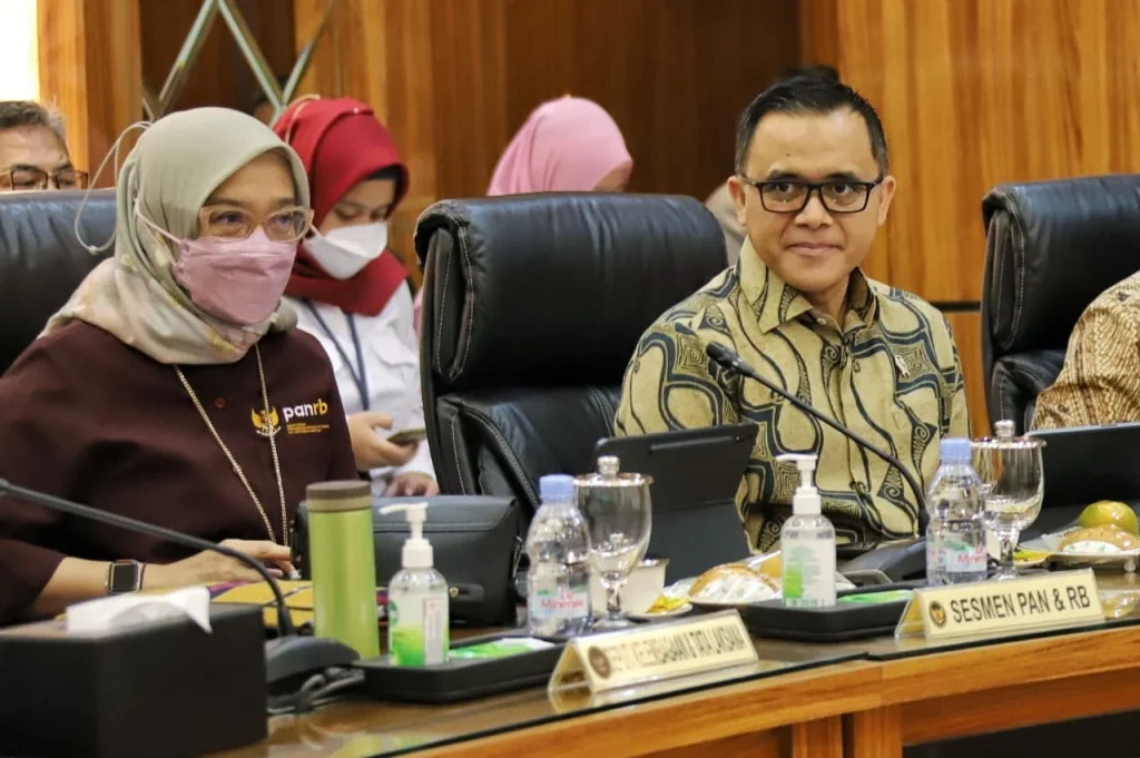Perpres Ekstremisme Disorot: Pemerintah Tegaskan Tak Boleh Disalahgunakan pada Kritik Pemerintah Perpres Ekstremisme Disorot: Pemerintah Tegaskan Tak Boleh Disalahgunakan pada Kritik Pemerintah