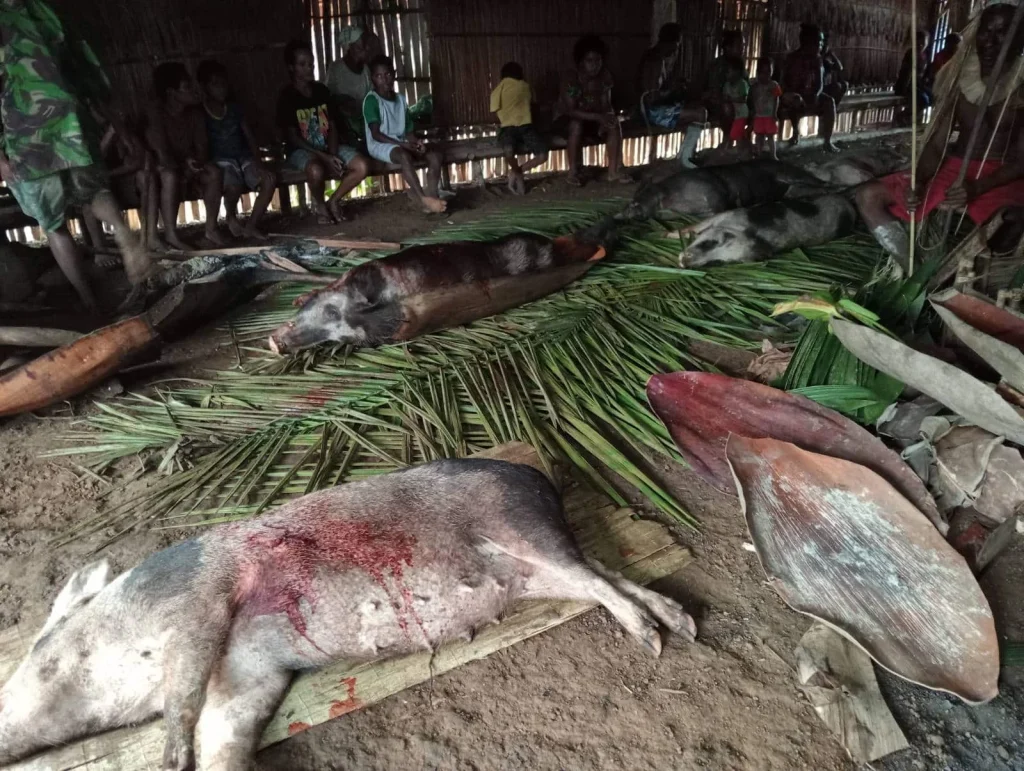 Pusat Pastoral Ungkap Alasan Kontroversial di Balik Pembatalan Film Pesta Babi Pusat Pastoral Ungkap Alasan Kontroversial di Balik Pembatalan Film Pesta Babi