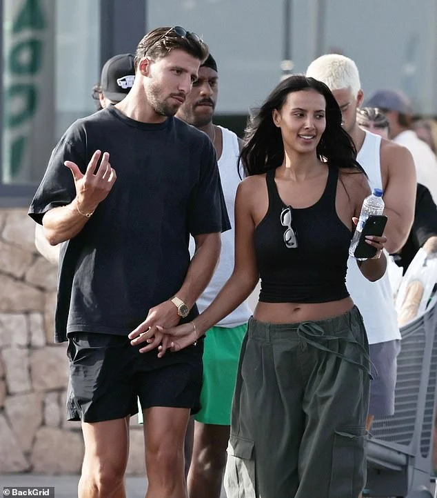 Rúben Dias dan Maya Jama Resmi Berpisah: Kisah Cinta yang Berakhir Setelah 18 Bulan