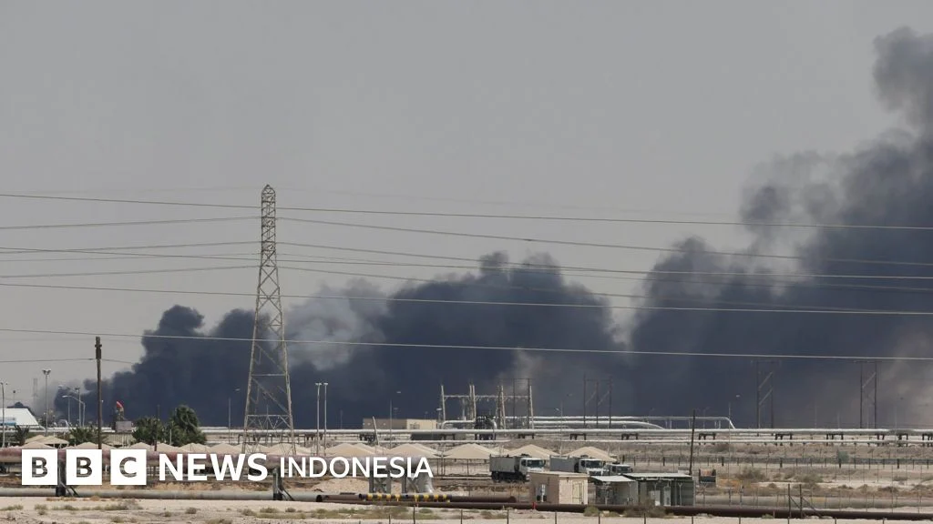 Serangan Iran ke UEA Picu Kebakaran Kilang, Guncang Pasokan Minyak Global