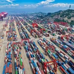 Shanghai Port: Pusat Lalu Lintas Ekonomi Dunia, Dari Kapal Kontainer Raksasa Hingga Smuggling