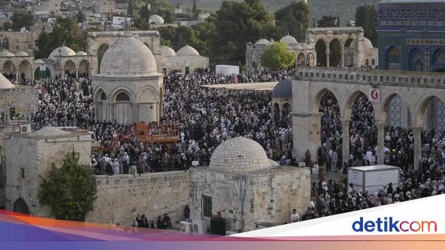 Situasi Memanas di Yerusalem: Serbuan Pemukim Israel ke Masjid Al-Aqsa dan Spekulasi Masa Depan Pep Guardiola