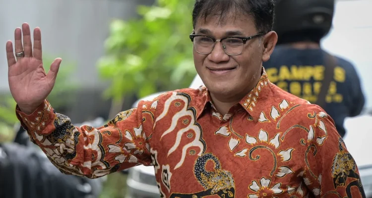 Budiman Sudjatmiko Diteriaki 'Pengkhianat' di UGM: Drama Kericuhan GIK dan Gugatan Terhadap Hati Nurani Pejabat