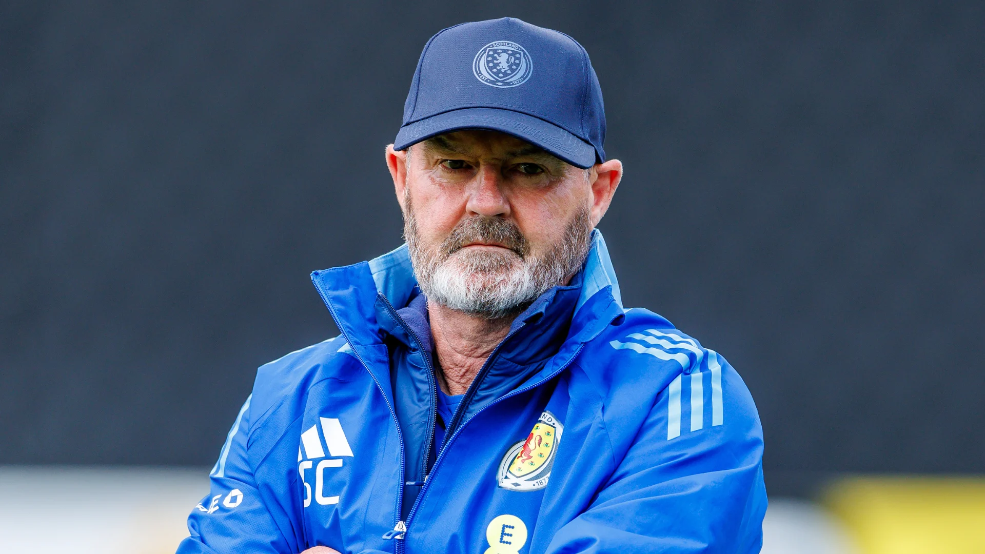 Chockbeskedet efter VM-fiaskot: Steve Clarke lämnar Skottland trots nytt jättekontrakt