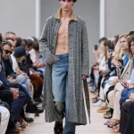 Dior Men Summer 2027: Refleksi Bola Disko Kala Pesta Usai Renungan Kenangan