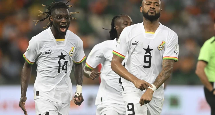 Dramatik i VM 2026: Ghanas heroiska kamp och Englands stjärnsmällar inför avgörandet