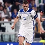 Edin Džeko Digantikan, Bosnia & Herzegovina Tidak Menyerah di Awal Pertandingan