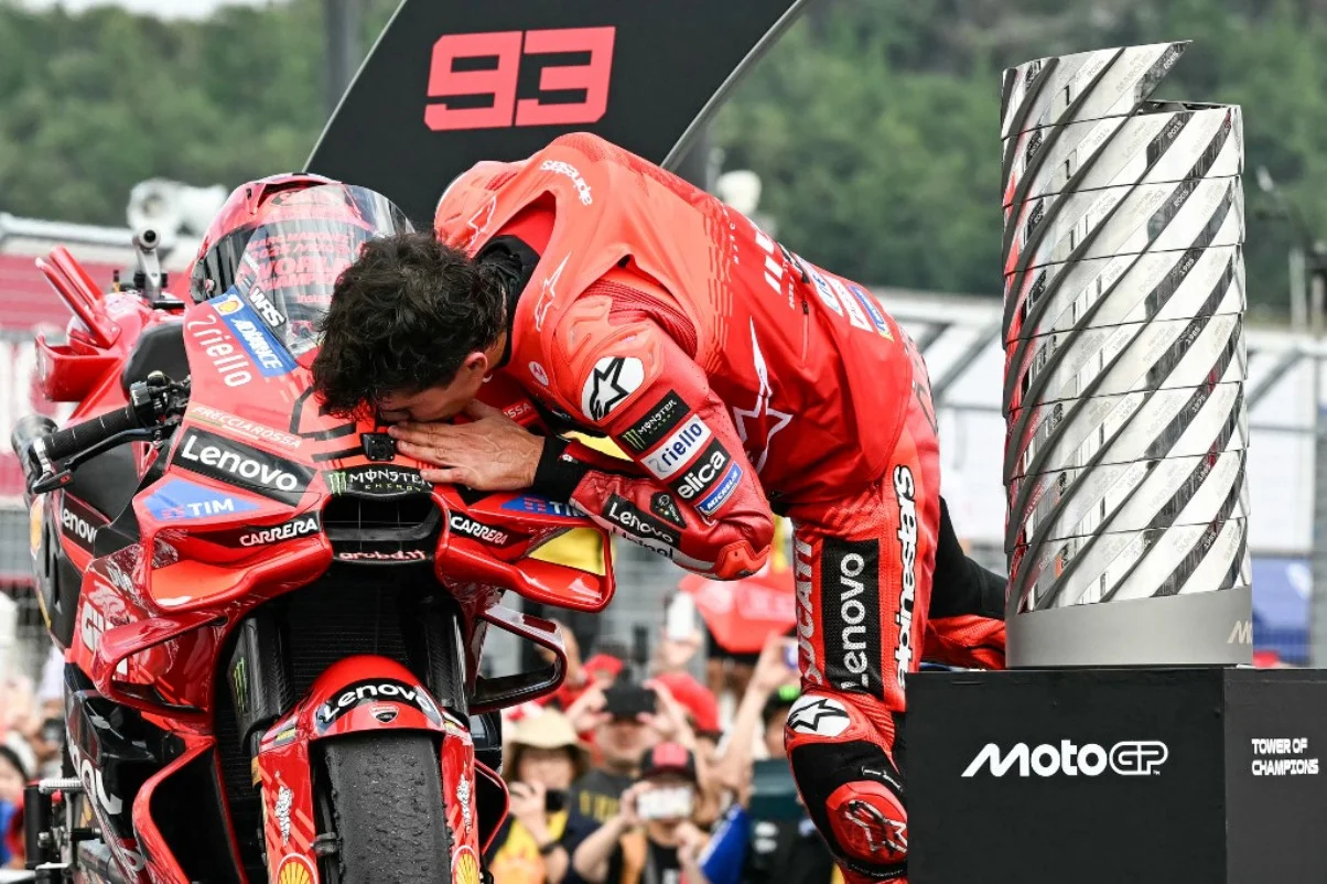Gebrakan Hongaria 2026: Panggung Juara PSG, Lintasan MotoGP, dan Tantangan Masa Depan AI