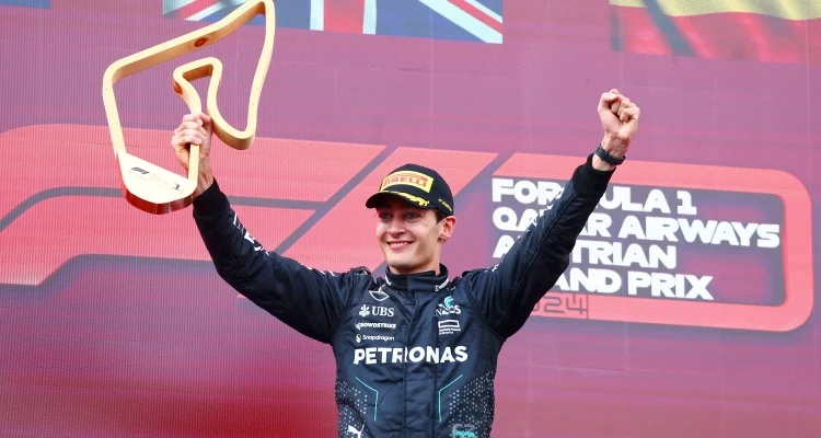 George Russell Vinner GP i Österrike - Bottas Avbryter Loppet