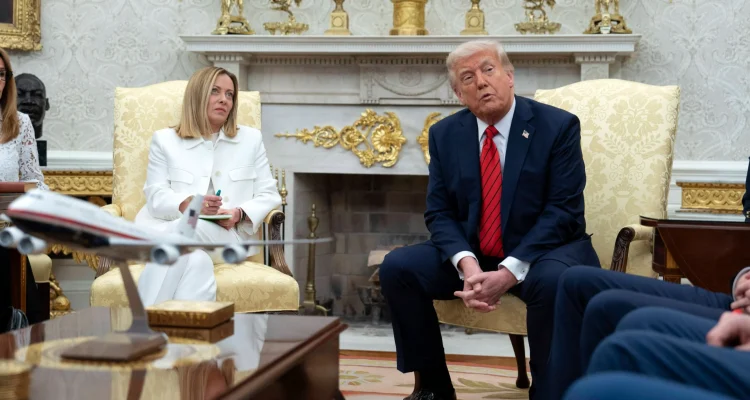 Meloni dan Trump Terlibat dalam Diplomatisk Bråk: Siapa yang Akan Menang?