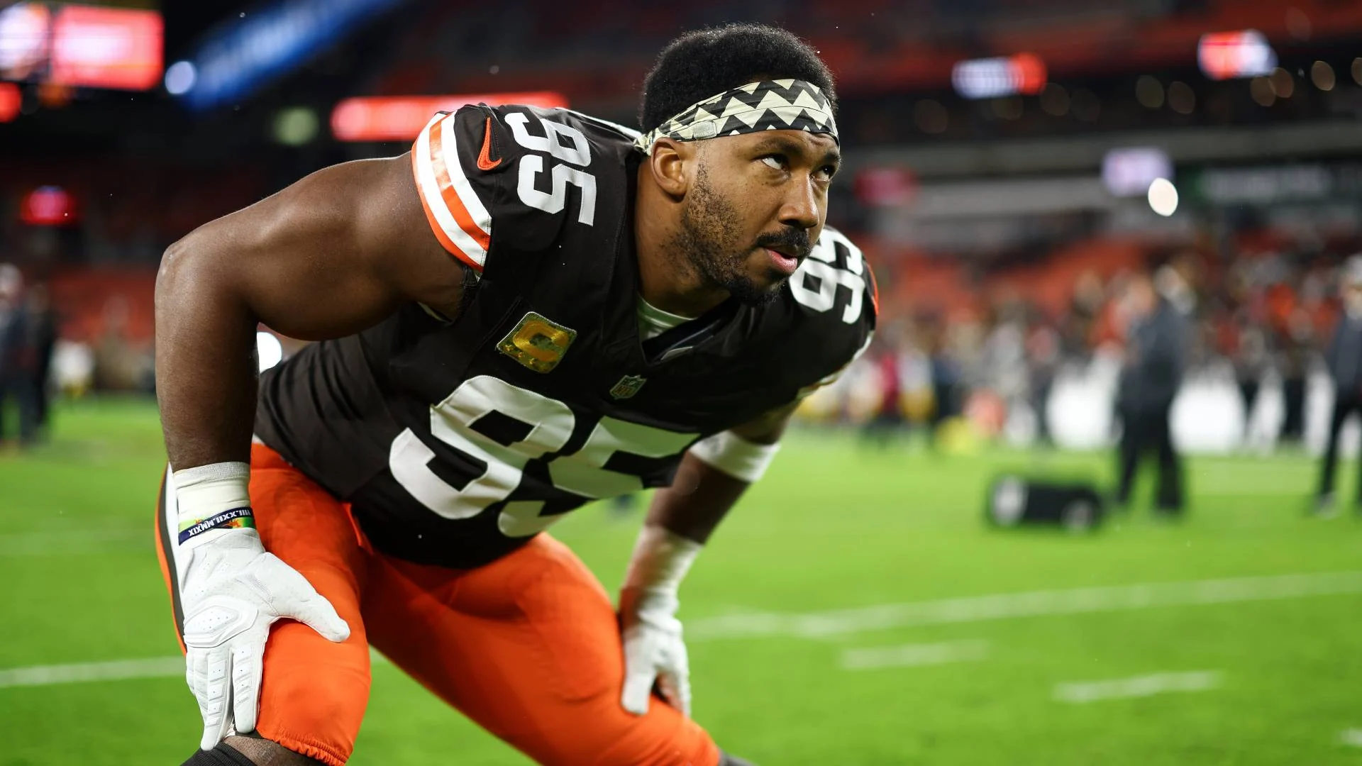 Rams Gelar Blok-Blok di NFL dengan Menarik Myles Garrett! Apakah Masa Depan di Los Angeles?