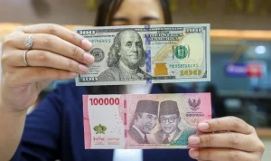 Rupiah Terperosok ke Rekor Terendah Sepanjang Sejarah, Cek Kurs Dollar Hari Ini yang Tembus Rp18.000