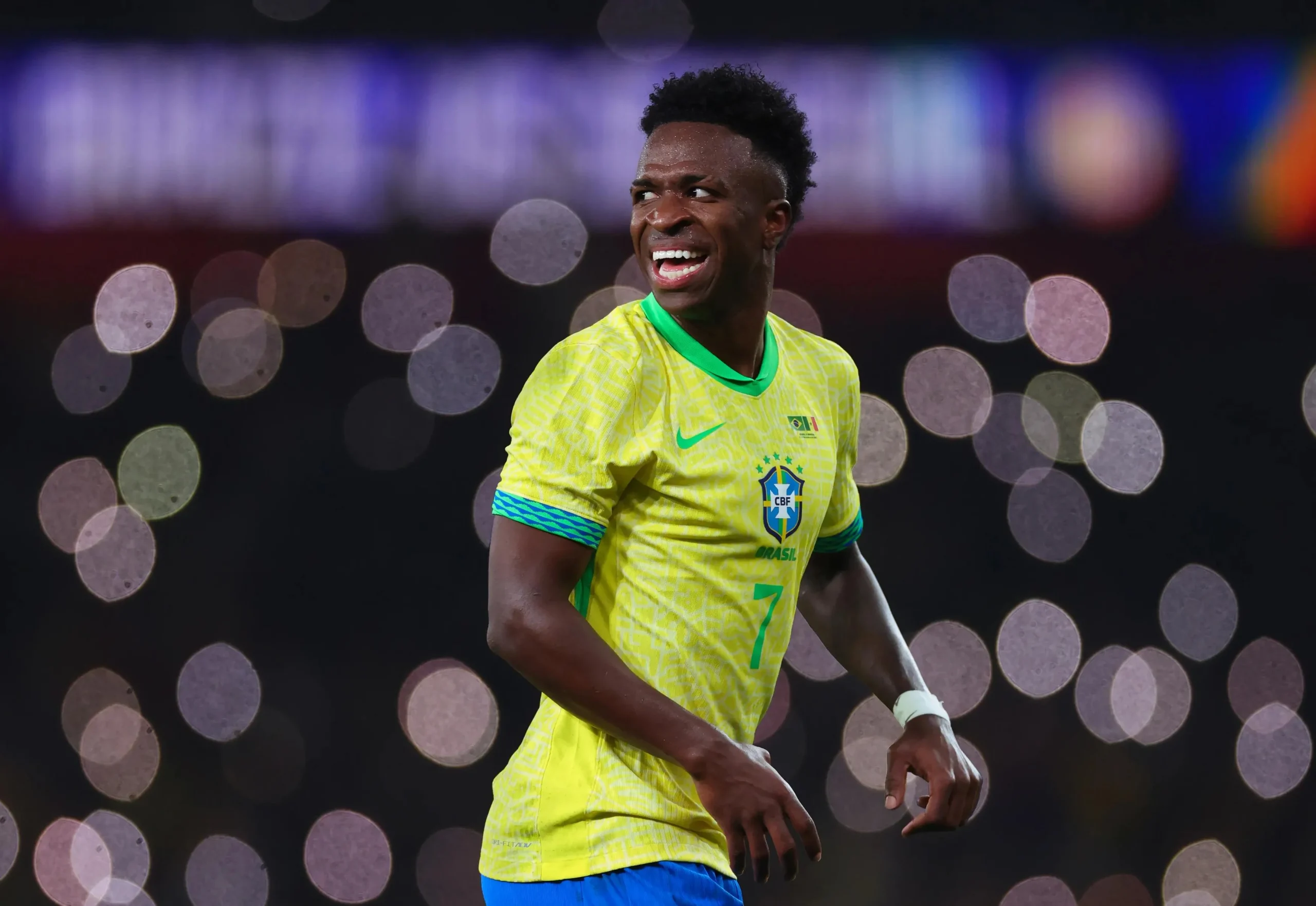 Sambashow i Miami: Vinicius Júnior glänste när Brasilien säkrade gruppsegern