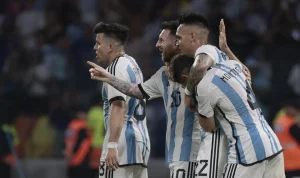 Tembok Kokoh Lisandro Martínez dan Sihir Hat-trick Messi: Argentina Lumat Aljazair di Piala Dunia 2026