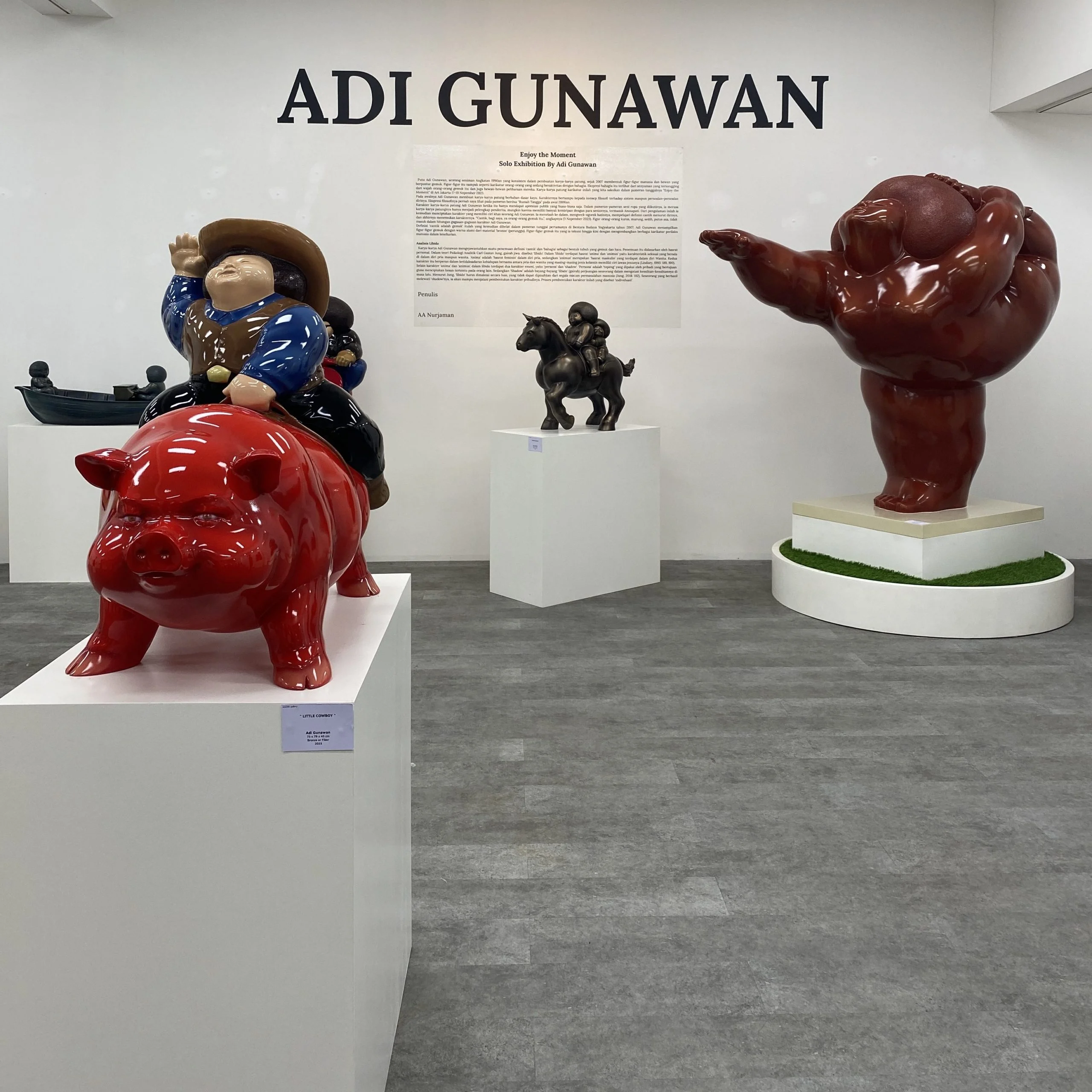 Alaya Kala Tubuh-Tubuh Jenaka Pematung Adi Gunawan yang Menolak Standar