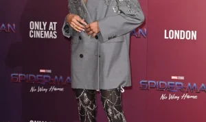 Deretan Busana Zendaya di Press Tour Spider-Man Racikan Law Roach, Menginspirasi Dunia Fashion Deretan Busana Zendaya di Press Tour Spider-Man Racikan Law Roach, Menginspirasi Dunia Fashion