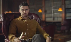 First Look The Gentlemen Musim Kedua Tayang September Theo James Kembali: Petualangan Baru di Italia