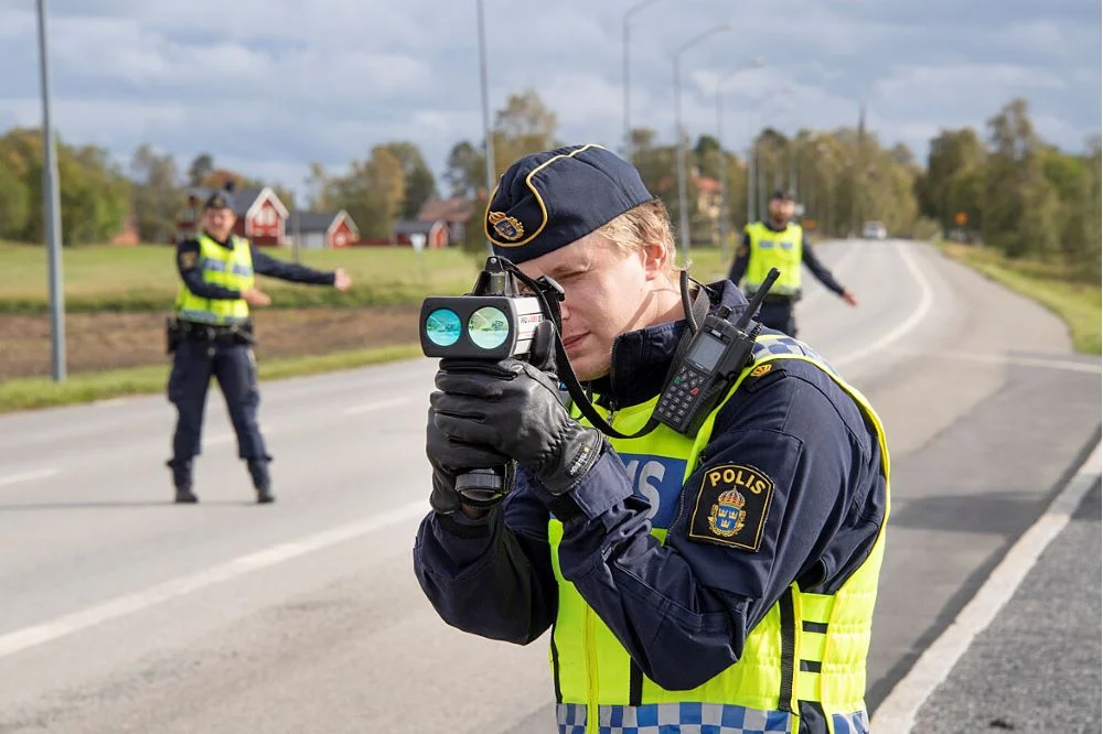 Fortkörning på Västnyland: Rattfyllor och Rejäl Fortkörning Under Veckoslutet