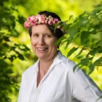 Ginna Lindbergs Inspirerande Sommarprat: En Journalist som Berättar om Livet