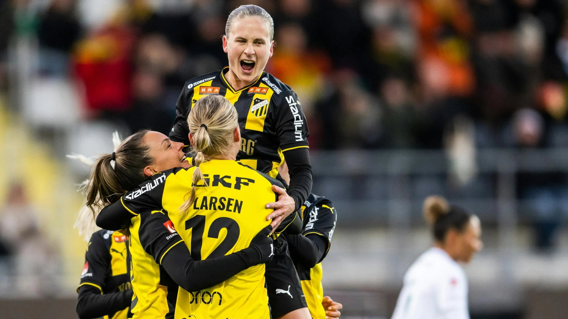 Hammarby körde över "Peking" i Damallsvenskan