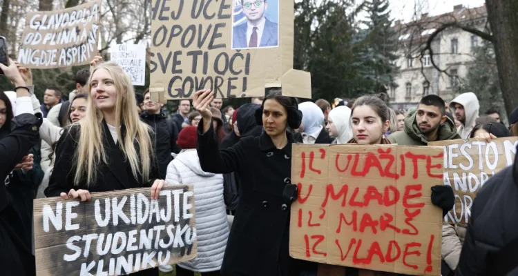 Inter Vänder Europakvalet Efter Dramatisk Vändning i Sarajevo