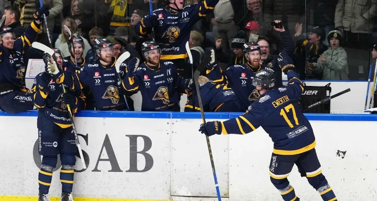 Joakim Thelin Väntar på Hovet: Visby/Roma Bygger Starkt Inför Hockeyallsvenskan