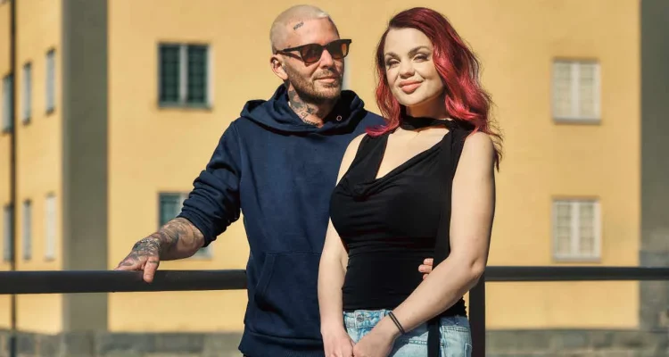 Jonna Lundells turbulenta sommar: Akutvård, ekonomiska bakslag och oväntade bröllopsbeslut