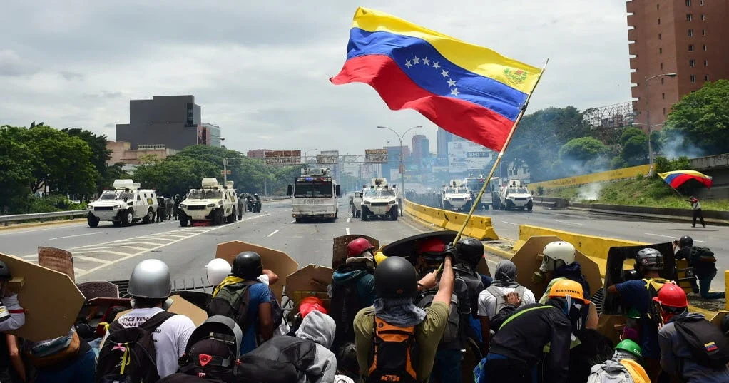 Katastropfen i Venezuela - Räddningsinsats och ekonomisk kris