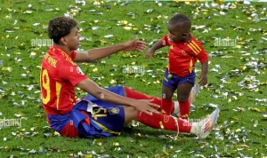 Lamine Yamal's Brother Steals Spotlight dengan Hilaris Fan Snub - Berita Olahraga