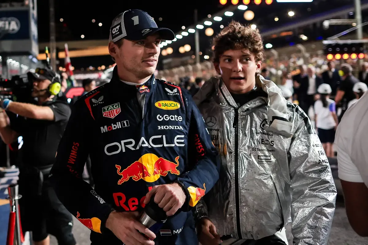 Max Verstappen Slås av Kimi Antonelli i Belgien – Kan han Komma tillbaka?