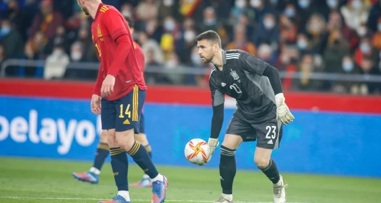 Unai Simón Storhet: Spanien Vidare Till Åttondelsfinal Med Stor Kontrovers