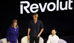 Lyxyachtmäklare stämmer Revoluts vd och grundare Nikolaj Storonskij på 190 miljoner kronor