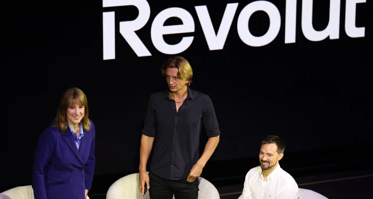 Lyxyachtmäklare stämmer Revoluts vd och grundare Nikolaj Storonskij på 190 miljoner kronor